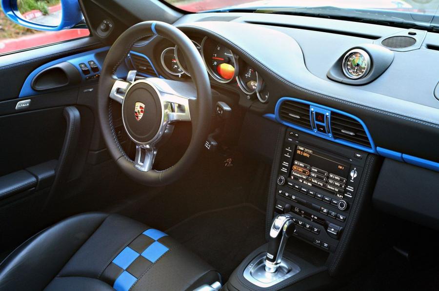  Porsche 911 Carrera Speedster 2011 года  (фото 91 из 108)